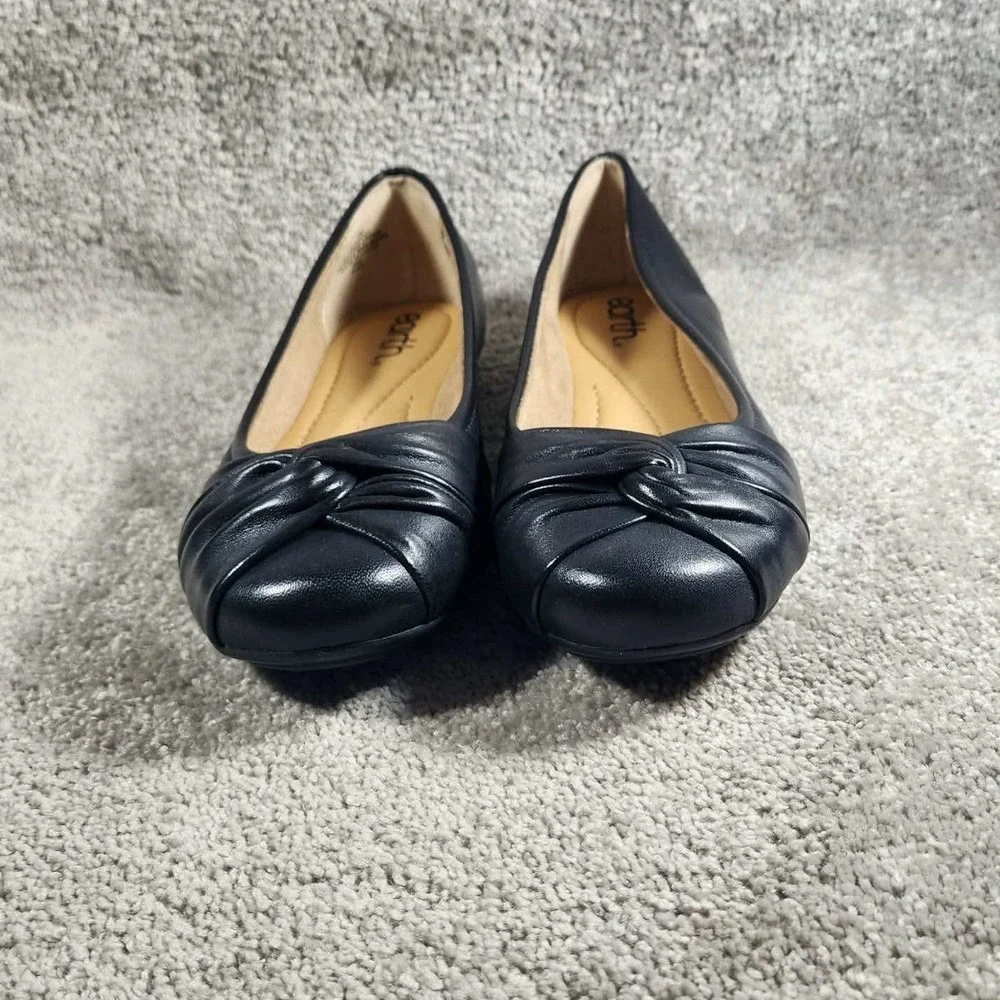 Earth Jacci Ballet Flats Black Leather Knotted Twist Comfort Womens 7
